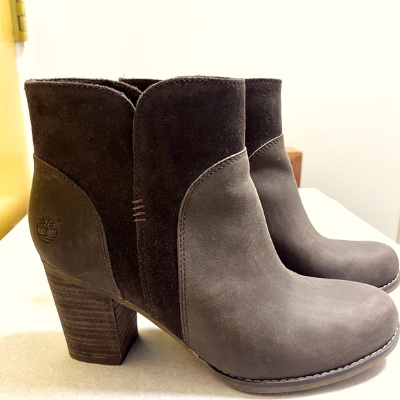 Timberland Brown Ankle Boots Size 6.5 - Picture 1 of 6